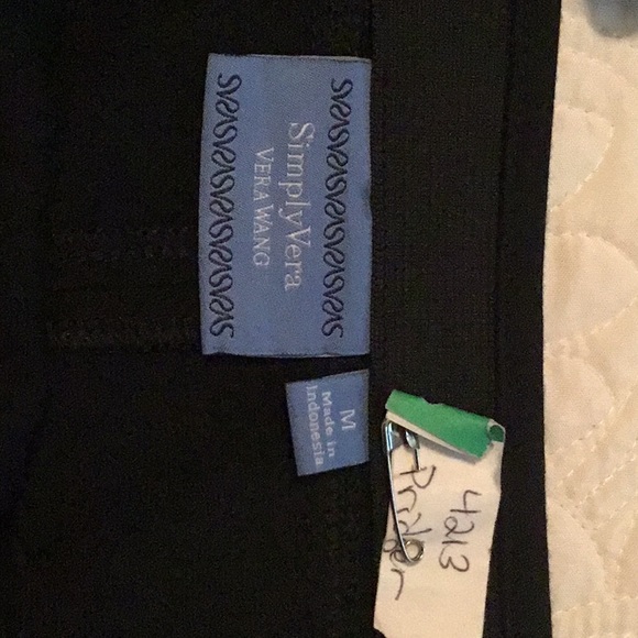 Skirt - Picture 2 of 2